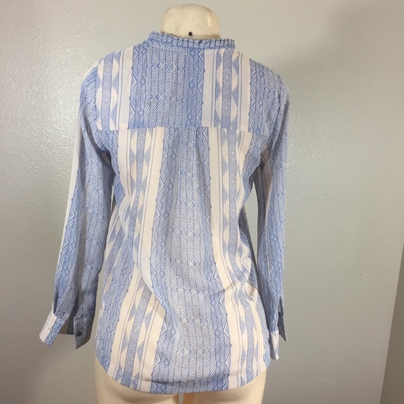 Anthropology T Shirt made iWomen’s Blouse - Picture 5 of 8